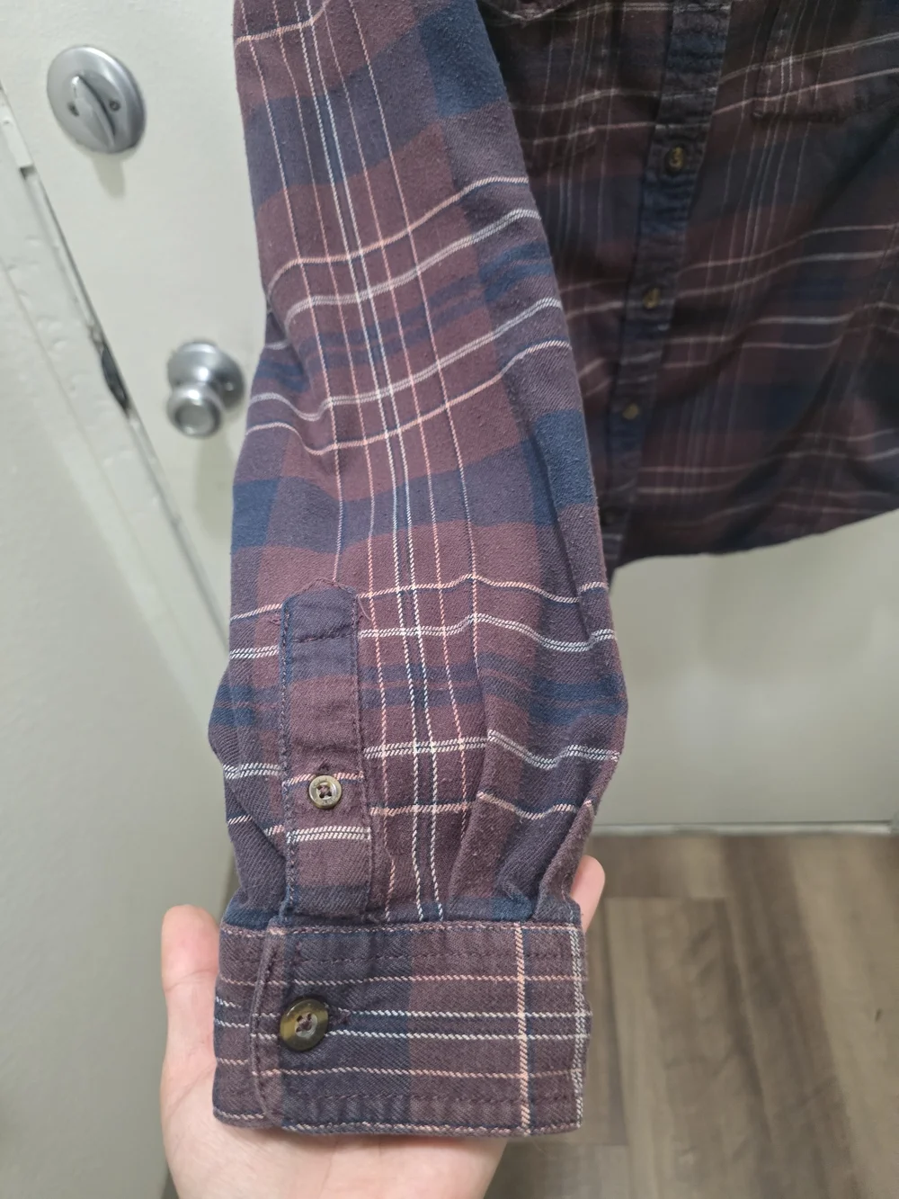 Carhartt Women's Plaid Button-Down Flannel Shirt - Picture 3 of 10